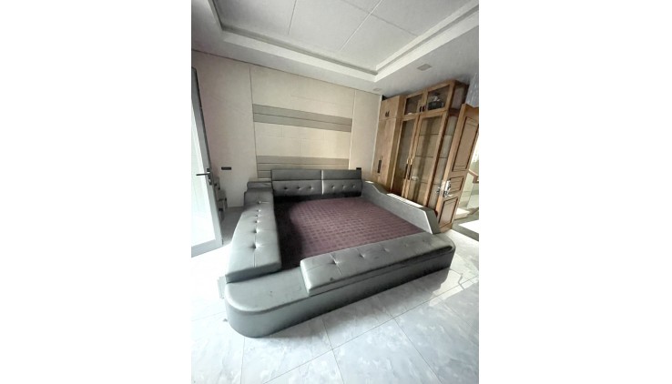 Bán Nhà Mặt Tiền 4 Tầng 228m2_12*19 Khu Vip Bên Sông Hiệp Bình Chánh Thủ Đức Siêu Ngon